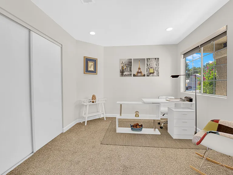 2505 Sea Venture Dr — Photo 24