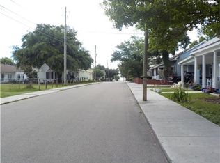 214 Union St, Bay St Louis, MS 39520