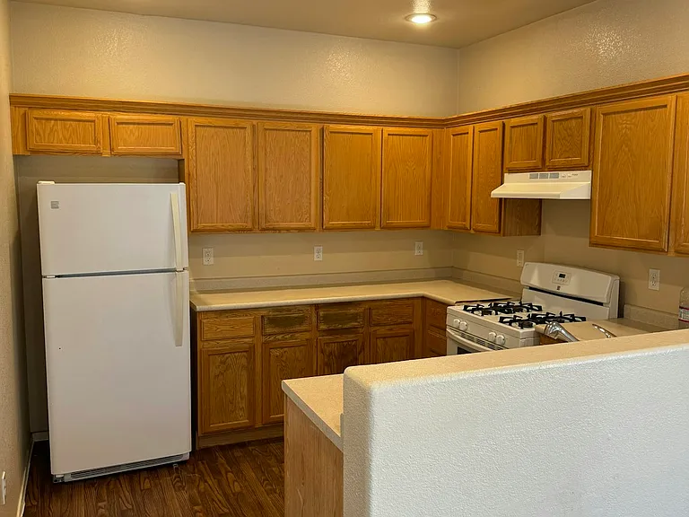 5328 Crestpoint Watch Ct — Photo 2