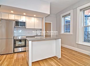 829 Boylston St APT 302B, Boston, MA 02116