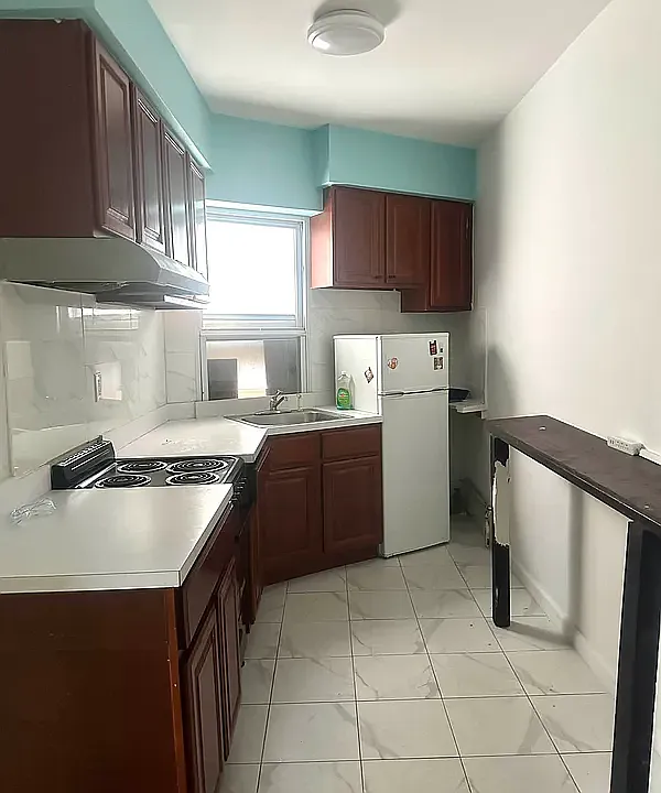 41-34 53rd St #3F
