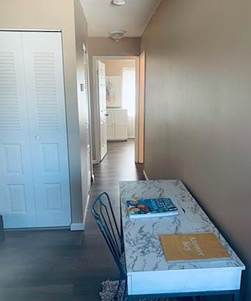 4th image of 840 Center Ave APT 12