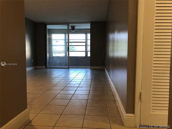 2nd image of 8200 Sunrise Lakes Blvd APT 106