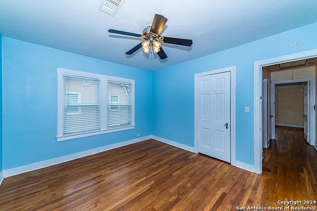 2218 W Mistletoe Ave — Photo 18