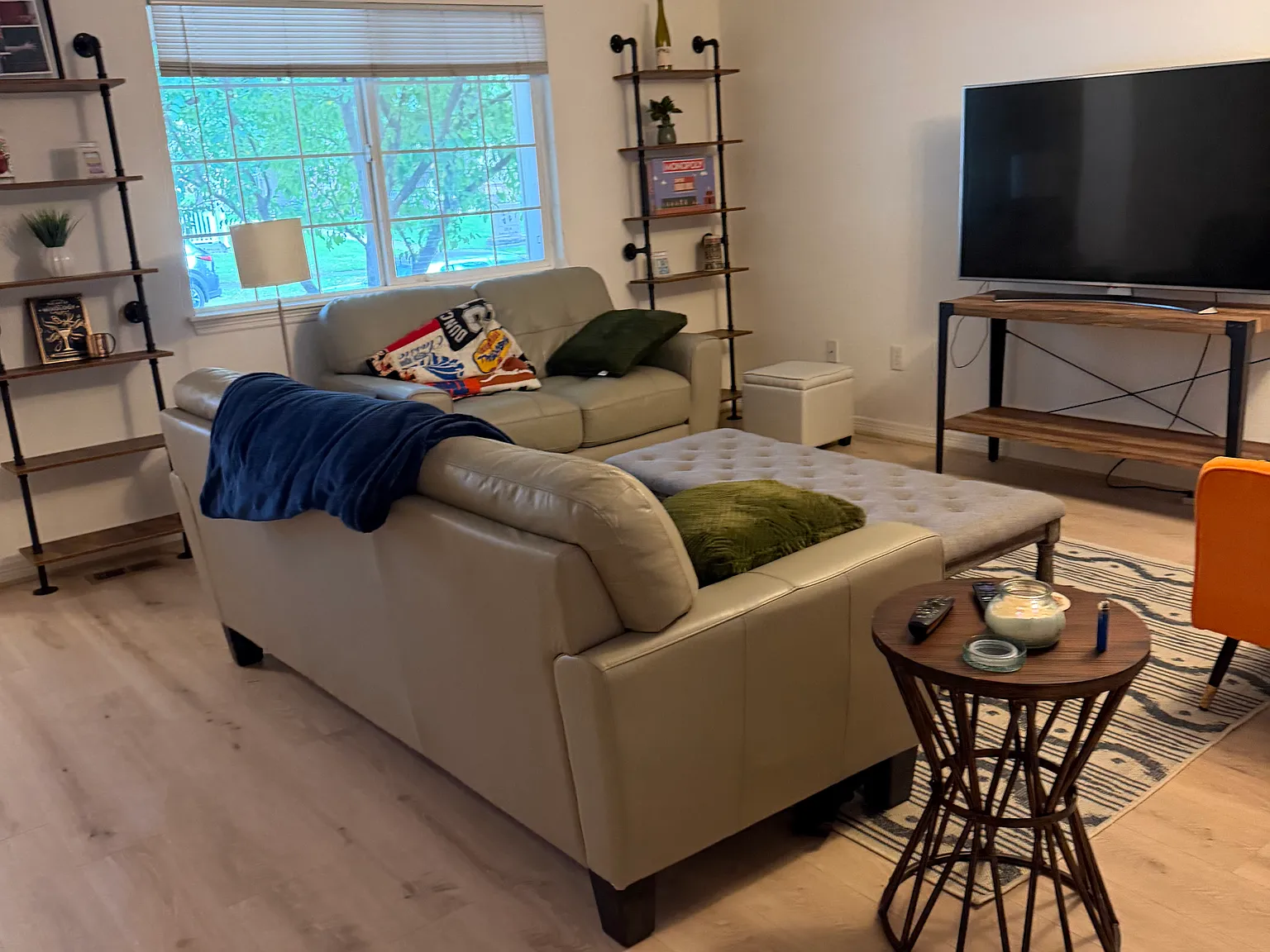 3 bed, 1933 sqft, $850 — Photo 3