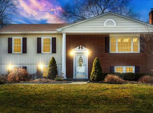 26 Sabra Ln, Wappingers Falls, NY 12590