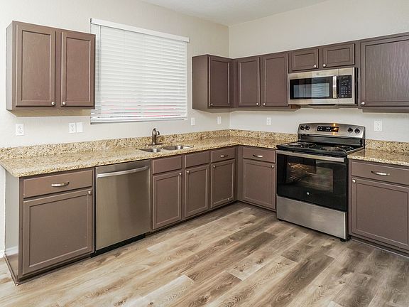 4th image of 7714 Paraiso Cir