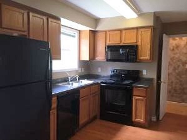 2nd image of 4611 Almond Way