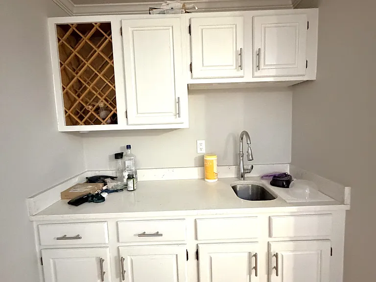 52 S Walnut St #4 — Photo 5