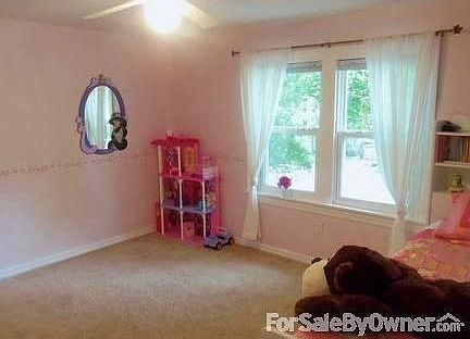 4th image of 4433 Jefferson Ave SE