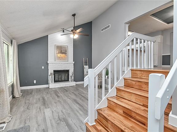 4th image of 9307 Acuff Ln