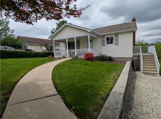 880 Northeast Dr, North Huntingdon, PA