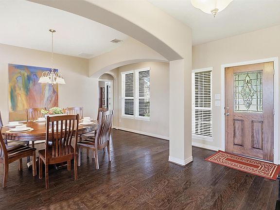 3rd image of 3219 Cotton Ranch Dr