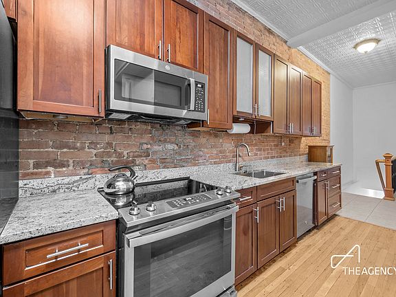 5th image of 332 E 54th St APT 1BC