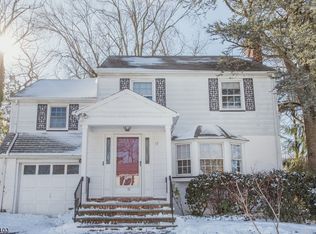 17 Springbrook Rd, Springfield, NJ 07081