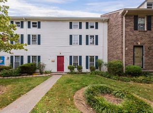8047 Regent Park Ln, Charlotte, NC 28210