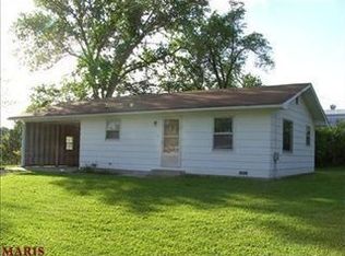311 S Lincoln Dr, Troy, MO 63379