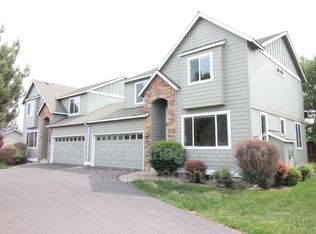 2524 SW Cascade Mountain Ln, Redmond, OR 97756