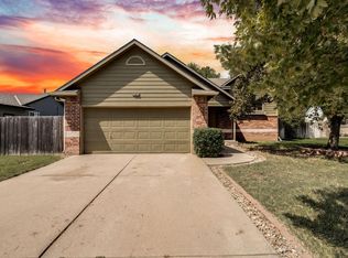10850 W Dora Ct, Wichita, KS 67209
