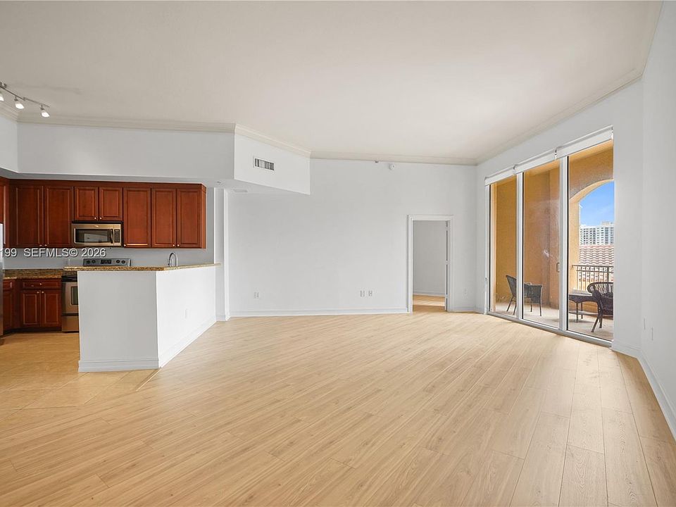 1st image of 3001 NE 185th St APT 716