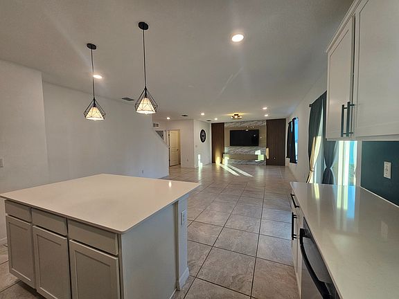 2nd image of 3928 Capri Coast Dr