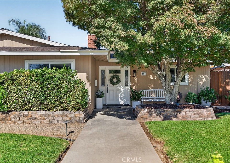 1st image of 401 Robinhood Ln