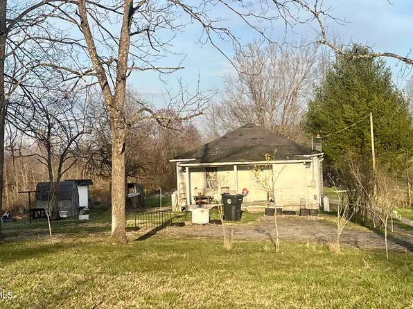 11309 Thrasher Ln, Coeburn, VA 24230