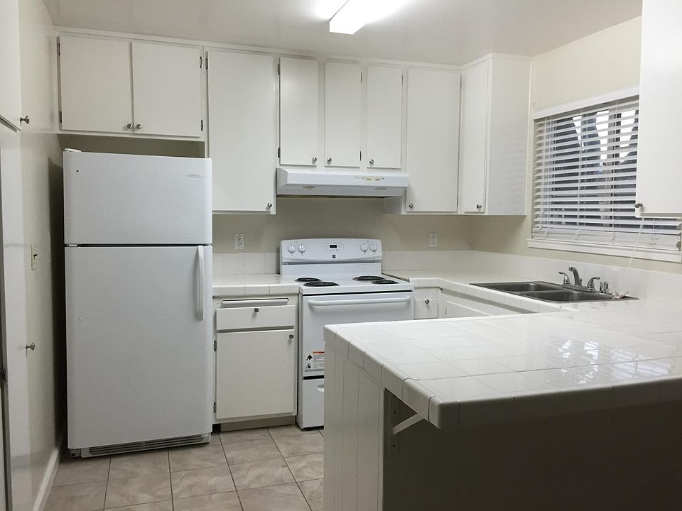 1st image of 3696 Cape Cod Ct APT 1