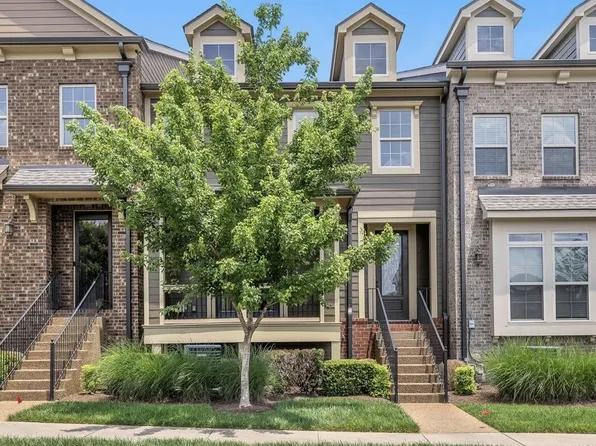 1102 Smokewood Way, Nashville, TN 37221