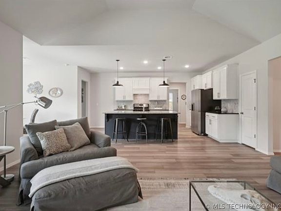 5th image of 3780 E 144th Pl S