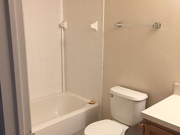 5th image of 1615 Butterfly Ct