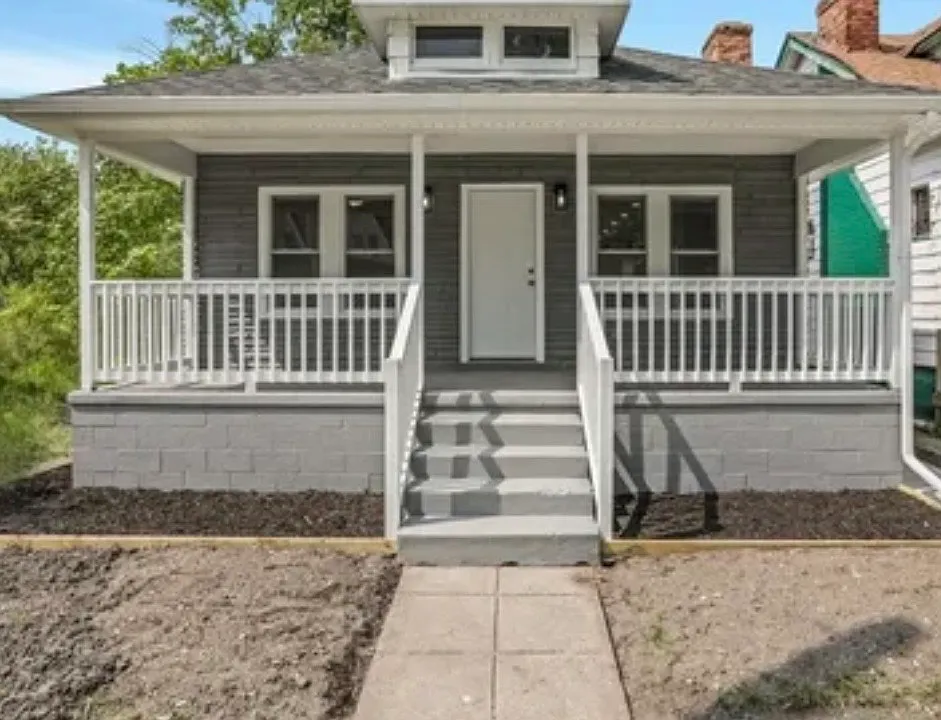 1958 Louise St