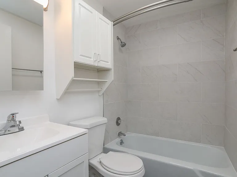 520 S 2nd St — Photo 16