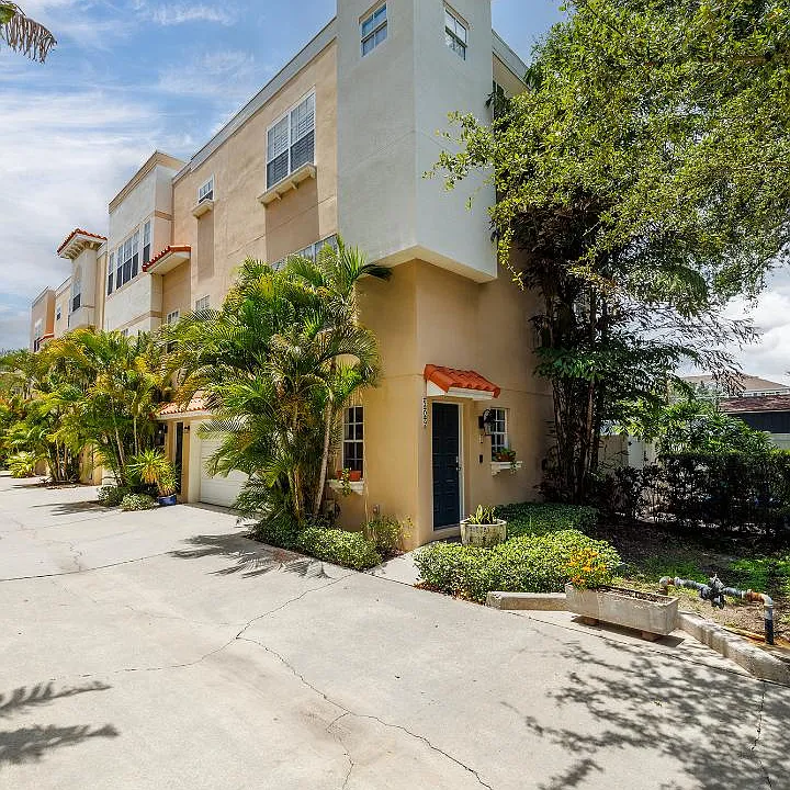 509 S Matanzas Ave #2