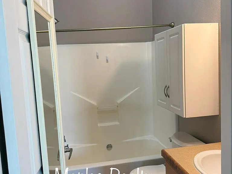 521 Van Buren Rd — Photo 20
