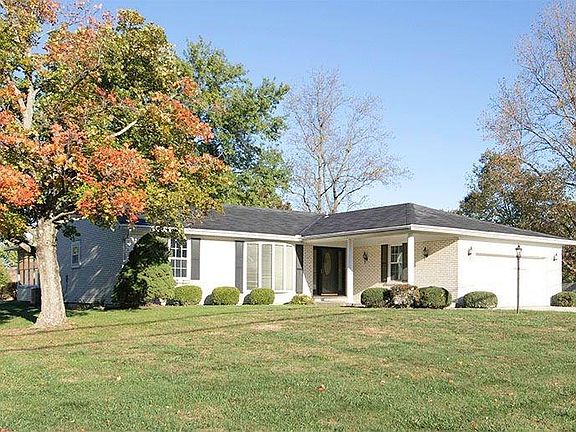 3rd image of 8561 Monticello Dr