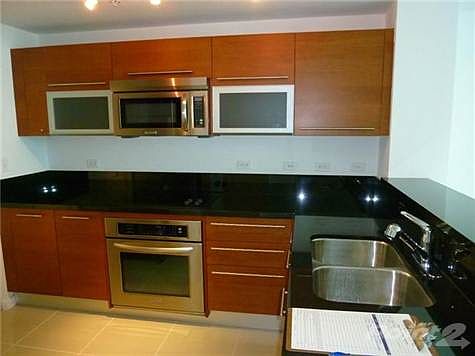 2nd image of 244 Biscayne Blvd APT 3606