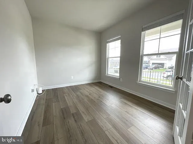2328 Hawkshill Dr — Photo 5