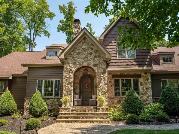 102 Mossy Rock, Morgantown, WV 26508