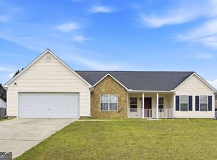 3775 Michaels Creek Way, Loganville, GA 30052