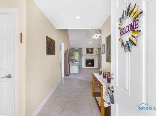 6936 Southpine Ct, Maumee, OH 43537