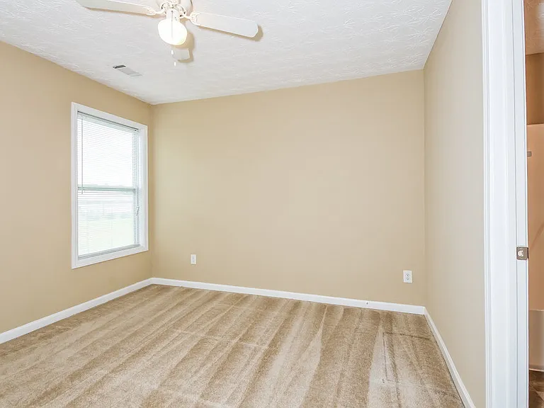 206 Winterbury Dr — Photo 17