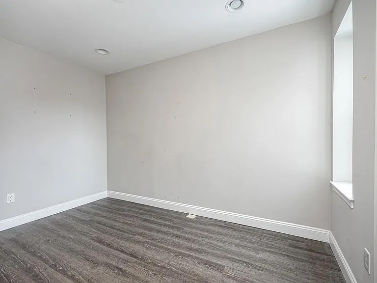 1502 S Bailey St — Photo 10