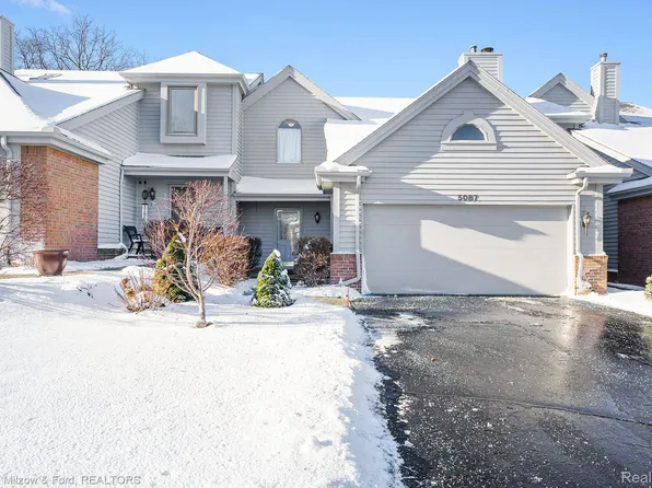 5087 Timberway Trl, Clarkston, MI 48346