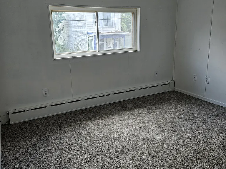 1231 E Pine St — Photo 11