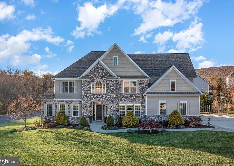 1st image of 2020 Osprey Cir