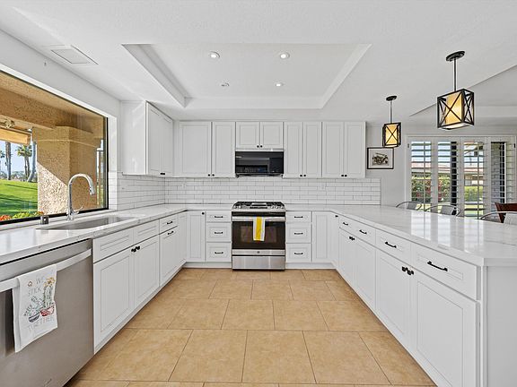 4th image of 11 Camino Arroyo Pl