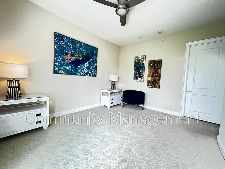 998 Stanford Ave #518 — Photo 16