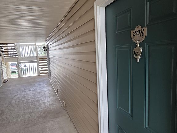2nd image of 1145 W Bank Rd APT 208