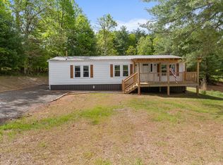15 Foxfire Ln, Galax, VA 24333